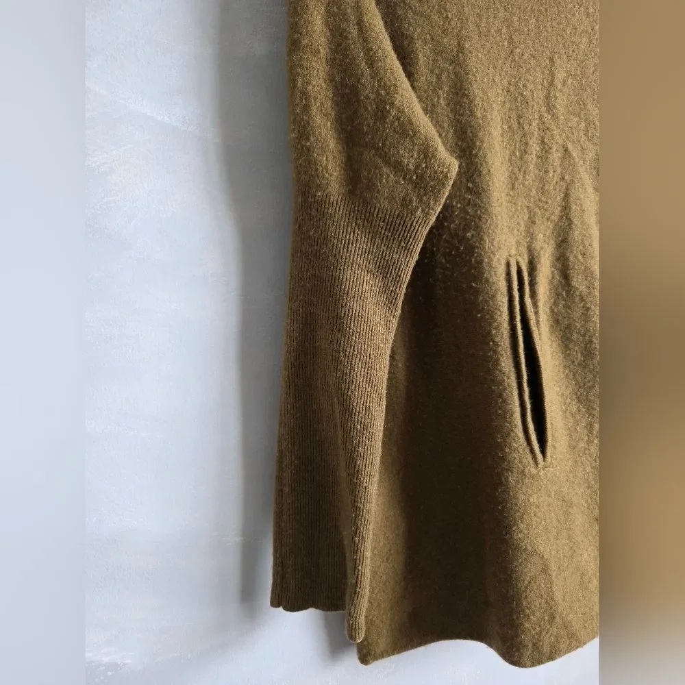 Garnet Hill Olive Color Turtleneck Sweater Wool Cashmere blend Kangaroo Pkt XL